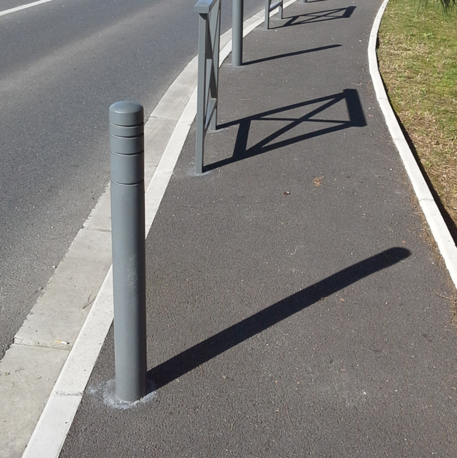 Borne D'allée Amovible Maypole Pour Parking, Ascenseur, Caravane - Hauteur 88.2 Cm, Réglable, Neuve